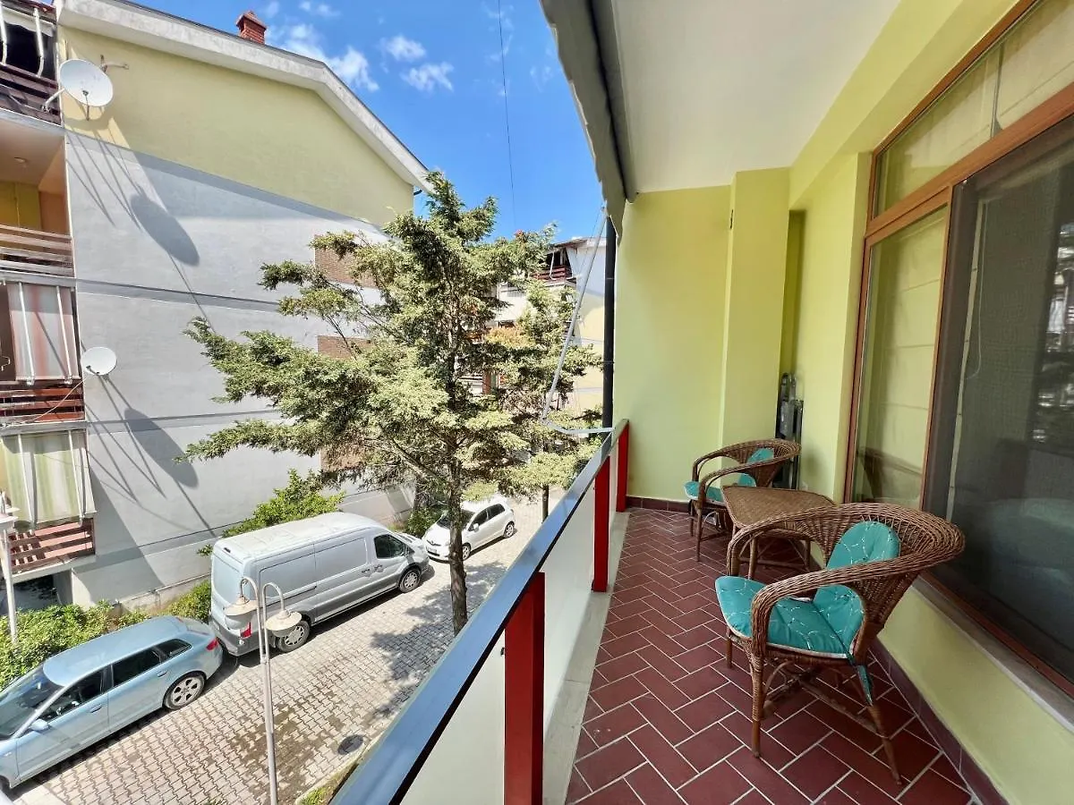 Rolling Apartment Golem - Next To Premium Hotels & Grand Blue Fafa 0*, Golem (Tirana) Albanien