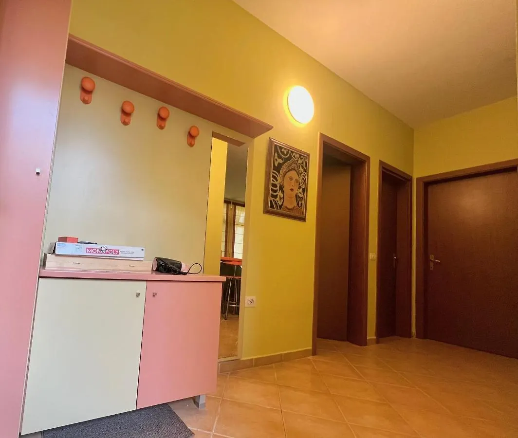 Rolling Apartment Golem - Next To Premium Hotels & Grand Blue Fafa  Golem (Tirana)