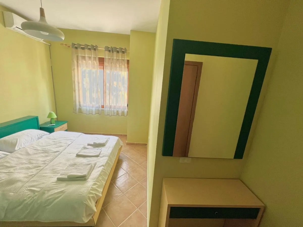Rolling Apartment Golem - Next To Premium Hotels & Grand Blue Fafa 0*, Golem (Tirana)