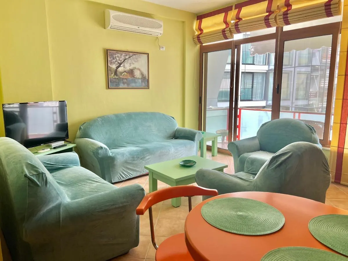 Rolling Apartment Golem - Next To Premium Hotels & Grand Blue Fafa